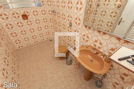 Casa à venda com 299m², 5 quartos e 5 vagasBanheiro