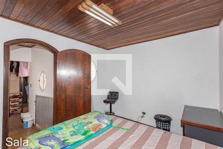 Casa à venda com 299m², 5 quartos e 5 vagasQuarto de Serviços