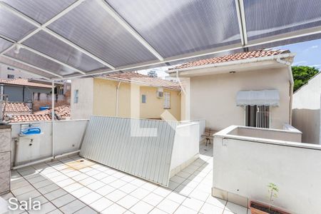 Casa à venda com 299m², 5 quartos e 5 vagasSacada