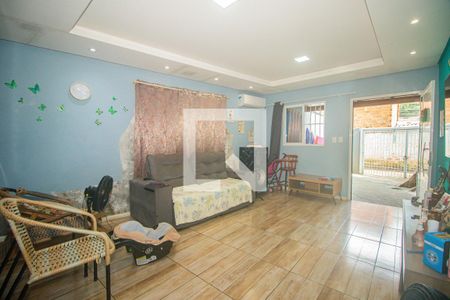 Sala de casa à venda com 2 quartos, 110m² em Mário Quintana, Porto Alegre