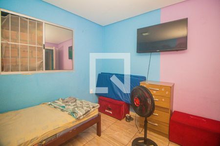 Quarto de casa à venda com 2 quartos, 110m² em Mário Quintana, Porto Alegre