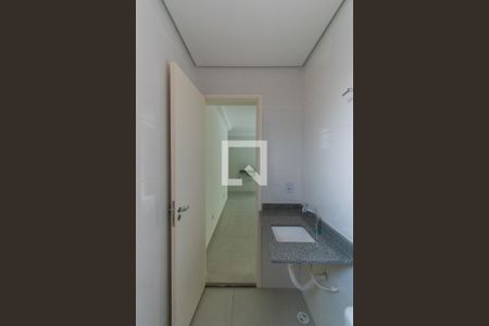 Apartamento à venda com 42m², 2 quartos e sem vaga Apartamento à venda com 42m², 2 quartos e sem vagaBanheiro
