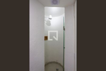 Apartamento para alugar com 41m², 1 quarto e 1 vaga Apartamento para alugar com 41m², 1 quarto e 1 vagaBanheiro