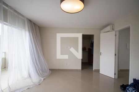 Suíte de casa de condomínio à venda com 4 quartos, 220m² em Vargem Pequena, Rio de Janeiro