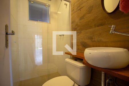 Casa de condomínio à venda com 220m², 4 quartos e 2 vagasBanheiro Social 3