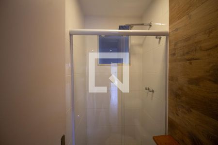 Casa de condomínio à venda com 220m², 4 quartos e 2 vagasBanheiro Social 3