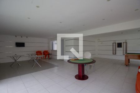 Casa de condomínio à venda com 220m², 4 quartos e 2 vagasÁrea Comum - Salão de Festas