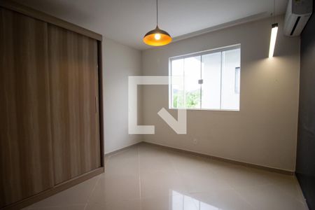 Casa de condomínio à venda com 220m², 4 quartos e 2 vagasQuarto 1