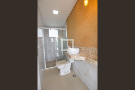 Casa de condomínio à venda com 220m², 4 quartos e 2 vagasBanheiro Social 2