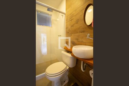 Casa de condomínio à venda com 220m², 4 quartos e 2 vagasBanheiro Social 3