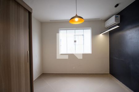 Casa de condomínio à venda com 220m², 4 quartos e 2 vagasQuarto 1