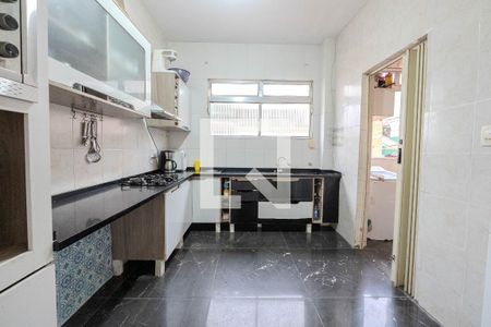 Apartamento à venda com 120m², 2 quartos e sem vaga Apartamento à venda com 120m², 2 quartos e sem vagaCozinha