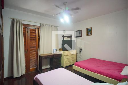 Casa à venda com 360m², 3 quartos e 2 vagasQuarto 1