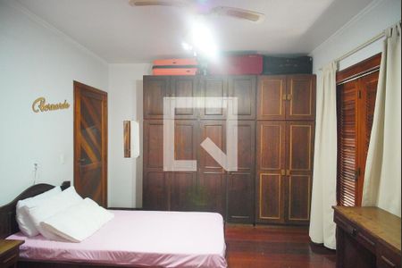 Casa à venda com 360m², 3 quartos e 2 vagasQuarto 1