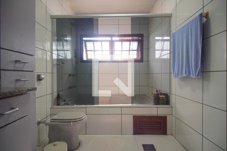 Casa à venda com 360m², 3 quartos e 2 vagasBanheiro da Suíte