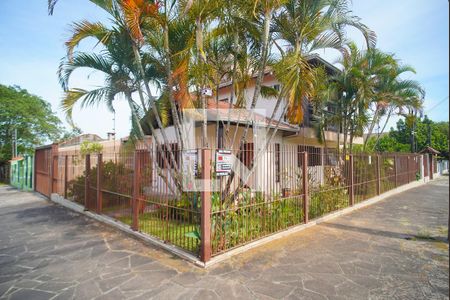 Casa à venda com 360m², 3 quartos e 2 vagasFachada