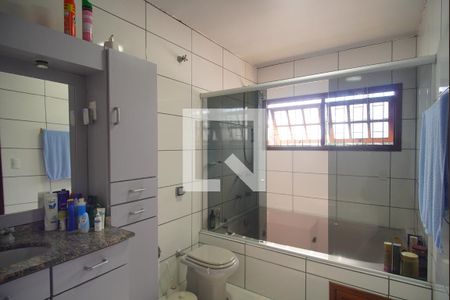 Casa à venda com 360m², 3 quartos e 2 vagasBanheiro da Suíte