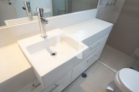 Apartamento à venda com 222m², 4 quartos e 4 vagasBanheiro da Suíte 2