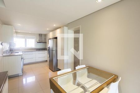 Apartamento à venda com 222m², 4 quartos e 4 vagasCozinha