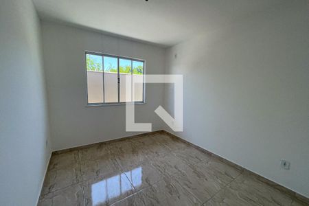 Quarto de casa para alugar com 2 quartos, 55m² em Vila Maria Helena, Duque de Caxias
