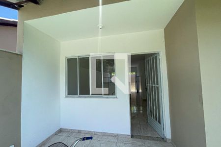 Casa para alugar com 55m², 2 quartos e 1 vagaQuintal