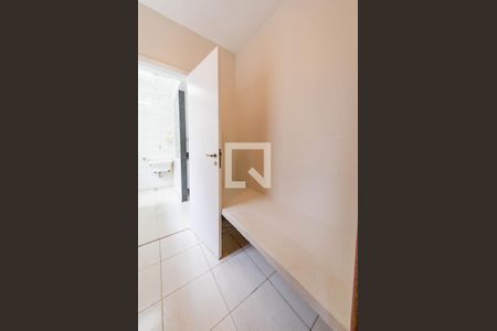 Apartamento para alugar com 100m², 3 quartos e 2 vagasQuarto de serviço