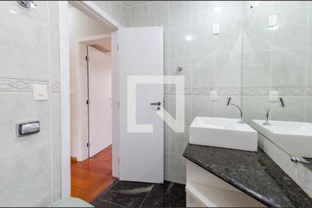 Apartamento para alugar com 100m², 3 quartos e 2 vagasBanheiro