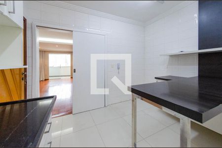 Apartamento para alugar com 100m², 3 quartos e 2 vagasCozinha