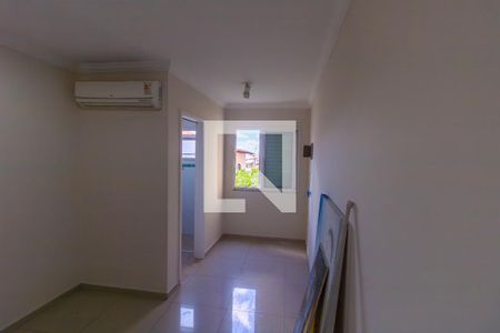 Casa à venda com 214m², 3 quartos e 2 vagasSuíte 1