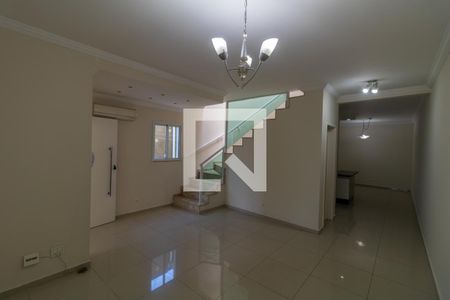 Sala de casa à venda com 3 quartos, 214m² em Vila Buenos Aires, São Paulo