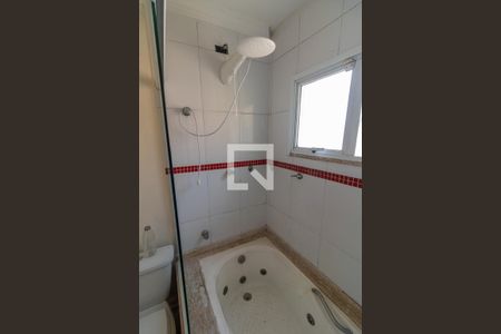 Casa à venda com 214m², 3 quartos e 2 vagasBanheiro da Suíte 3