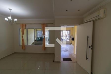 Sala de casa à venda com 3 quartos, 214m² em Vila Buenos Aires, São Paulo