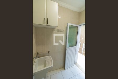 Casa à venda com 214m², 3 quartos e 2 vagasÁrea de Serviço