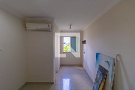 Casa à venda com 214m², 3 quartos e 2 vagasSuíte 1