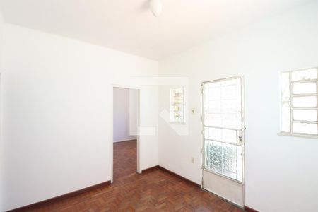 Sala de casa para alugar com 3 quartos, 100m² em Porto Novo, São Gonçalo
