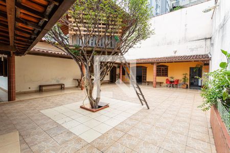 Casa para alugar com 425m², 4 quartos e 2 vagasQuintal/Churrasqueira
