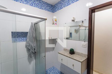 Casa para alugar com 425m², 4 quartos e 2 vagasBanheiro Social