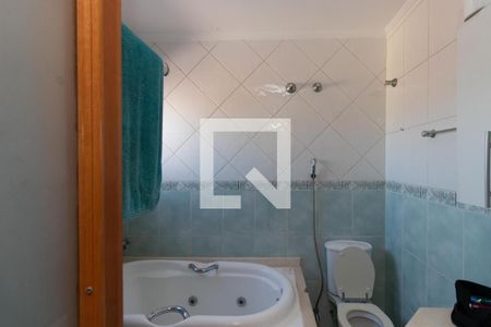 Casa à venda com 279m², 3 quartos e 6 vagas Casa à venda com 279m², 3 quartos e 6 vagasBanheiro do Quarto 3