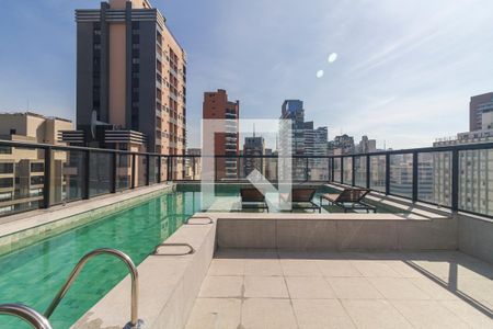 Apartamento à venda com 80m², 1 quarto e sem vagaÁrea comum - Piscina