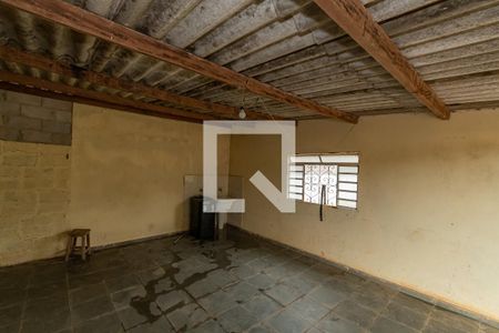 Casa à venda com 2500m², 3 quartos e 10 vagasÁrea de Serviço Edícula Fundos 