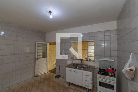 Casa à venda com 2500m², 3 quartos e 10 vagasCozinha  Edícula Fundos 