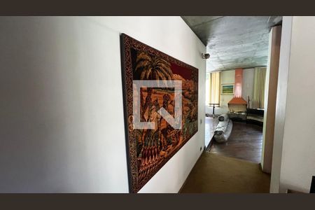 Casa para alugar com 350m², 3 quartos e 4 vagasCorredor