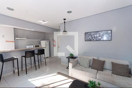 Apartamento para alugar com 32m², 1 quarto e sem vaga Apartamento para alugar com 32m², 1 quarto e sem vagaÁrea Comum - Salão de Festas