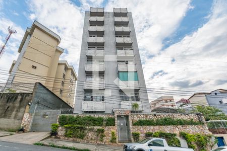 Apartamento à venda com 55m², 2 quartos e 1 vaga Apartamento à venda com 55m², 2 quartos e 1 vagaFachada