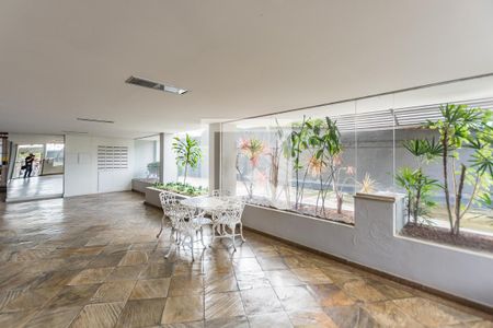 Apartamento à venda com 55m², 2 quartos e 1 vaga Apartamento à venda com 55m², 2 quartos e 1 vagaHall de entrada