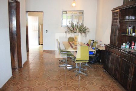 Casa à venda com 200m², 4 quartos e 3 vagasSala de jantar