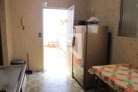 Casa à venda com 200m², 4 quartos e 3 vagasCozinha