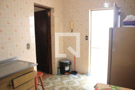 Casa à venda com 200m², 4 quartos e 3 vagasCozinha