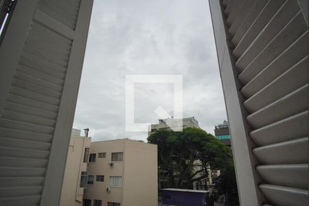 Qusrto 1 - Vista de apartamento à venda com 3 quartos, 92m² em Moinhos de Vento, Porto Alegre