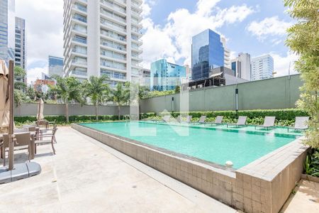 Apartamento à venda com 63m², 1 quarto e 1 vagaPiscina